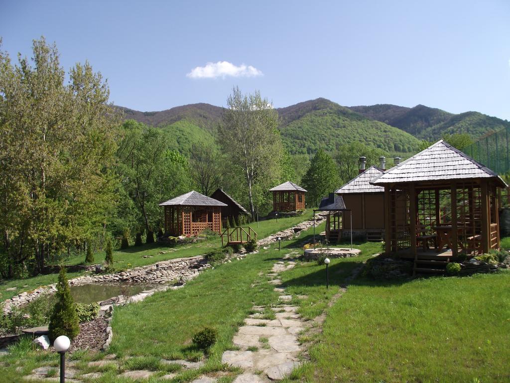 Spa Hotel Zoryani Karpaty Vîșka Exterior foto