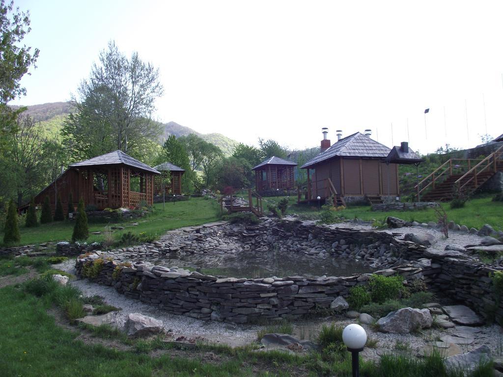 Spa Hotel Zoryani Karpaty Vîșka Exterior foto
